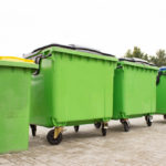 Kontenery na śmieci i gruz – jak efektywnie sortować odpady?